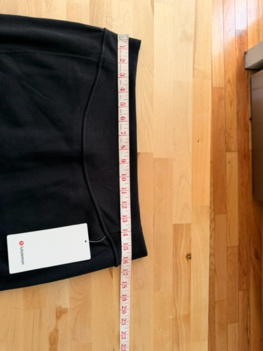 Lululemon Scuba High-Rise Mini Skirt – Black – Size Large – NWT - Picture 7 of 8